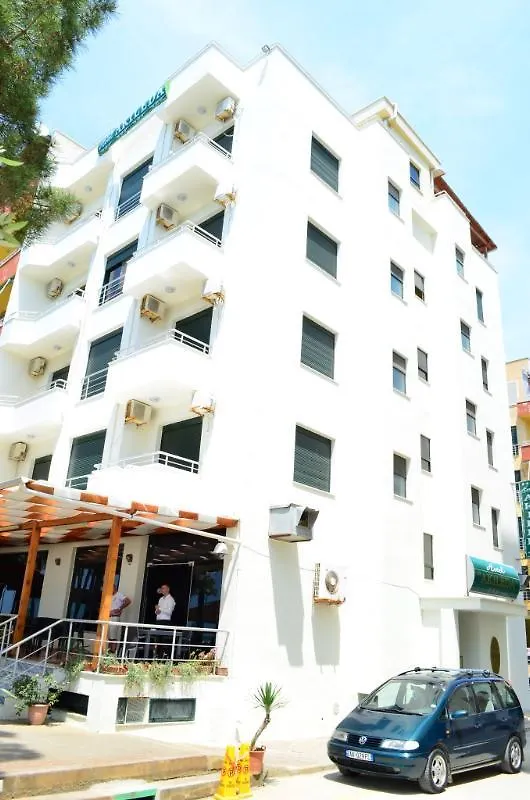 Akileda Hotel Kryemëdhej