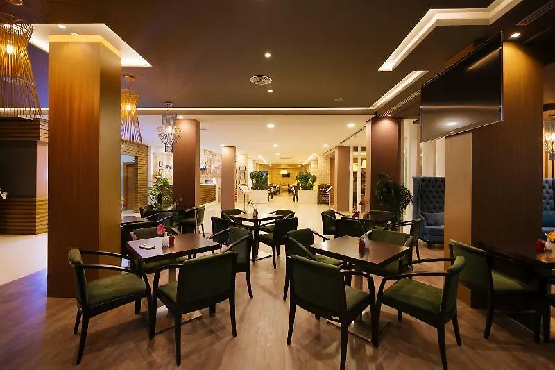 Akileda Hotel Kryemëdhej