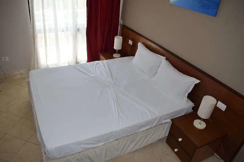 ***  Akileda Hotel Kryemëdhej Albania